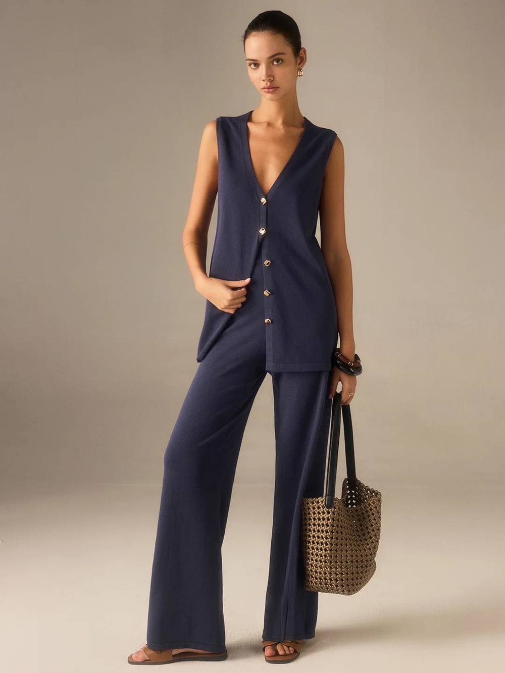 COMMENSE Golden Button Knit Vest Pants Set - size Medium